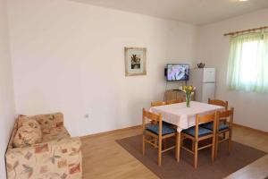 Apartment in Silo - Insel Krk 44630