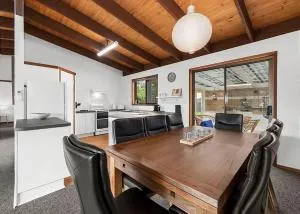 Park and Relax - Denhams Beach