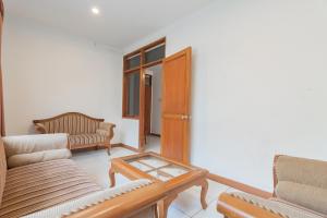 Dequr Hotel Dipati Ukur Mitra RedDoorz