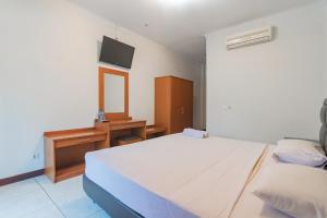 Dequr Hotel Dipati Ukur Mitra RedDoorz