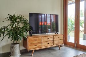 New Villa La Crema - Designer 3BR Canggu