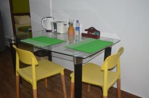 Paramount Residence 3