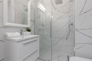 Wola Business Studios Kasprzaka by Noclegi Renters