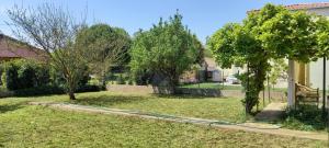 Maisons de vacances Quiet house with terrace in Moussan : photos des chambres