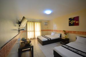 Crystal Paradise Resort Spa & Winery