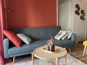 Appartements Superbe T2 avec clim et Parking : photos des chambres