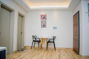 Urban Lifestyle 1BR in Westlands, Heated Pool, Gym, Workspace & Parking