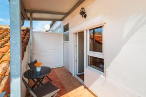 Studio and Rooms Zadar City Wall