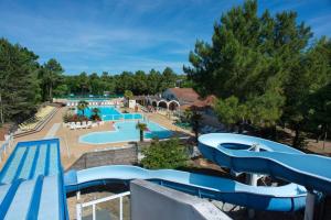 Maisons de vacances Propriete de 3 chambres avec piscine partagee terrasse amenagee et wifi a Saint Jean de Monts a 2 km de la plage : photos des chambres