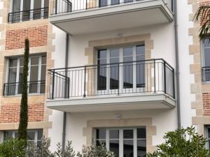 Appartement Design X - Hyper Centre - Parking Privé - Terrasse Plein Sud Quimper