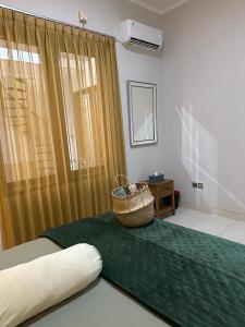 Villa Magnifica by REQhome