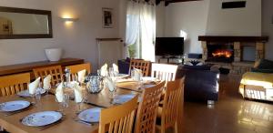 Villa spacieuse à Béziers avec piscine privée et jacuzzi