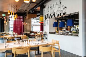 Hotel Kitchen59