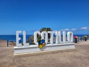 Villa Buena Vista with heated indoor pool in El Roque