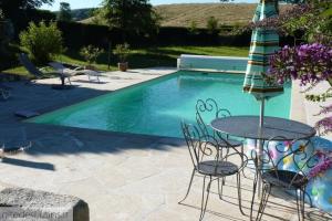 Maisons de vacances Gite 2/4 pers, Piscine-Wifi Calme, nature : photos des chambres