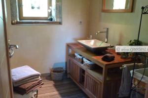 Maisons de vacances Gite 2/4 pers, Piscine-Wifi Calme, nature : photos des chambres