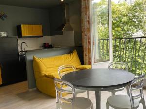 Studio Aix-les-Bains, 1 pièce, 3 personnes - FR-1-617-39