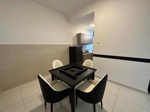 Botanika, Luxury Homestay by Antlerzone
