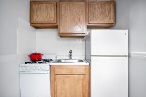 Gorgeous Beacon Hill 1BR nr MA State House BOS-234