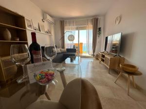 Amazing Sea View Apartement, close to beach