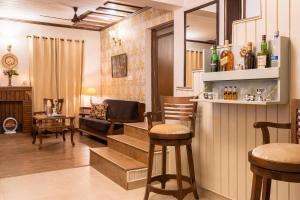 StayVista at Bellevue with Outdoor Jacuzzi