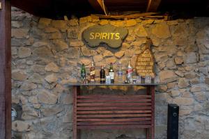 StayVista at Bellevue with Outdoor Jacuzzi