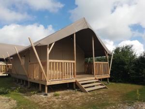 Tentes de luxe UCPA Eco Lodge : photos des chambres