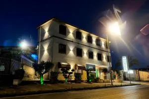 Hotel Martini - SantʼAntimo