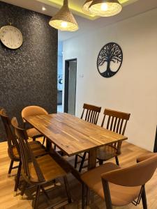 Adik Aisyah Black forest Cameron Highlands homestay For Muslim