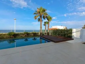 Casa Del Mar, piscina privada frente al mar - Llano de Gorra