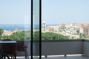 Sky-High 70sqm Penthouse w. Stunning Views - 05