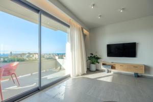 Sky-High 70sqm Penthouse w. Stunning Views - 05