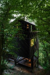 Hutstuf - The Owl & Private Rooftop Spa