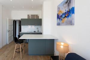 #43 Design Studio Terrace AC Wifi Sea View 1min Beach