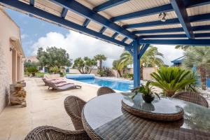 Maisons de vacances Villa Boyard - Pour 10 avec piscine privee et jacuzzi : photos des chambres