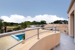 Maisons de vacances Villa Boyard - Pour 10 avec piscine privee et jacuzzi : photos des chambres