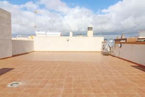 Global Vacacional, Ático con 2 terrazas en la playa Puerto de Sagunto