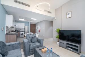 Trinity Holiday Homes - Spacious Modern Living 1BR & 2BR Unique Apartment
