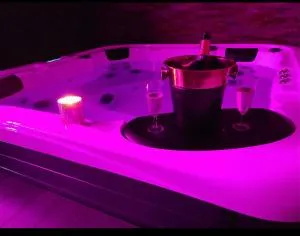 Les étonnants romantiques - 孔堡