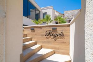 Apartments Villa Royale