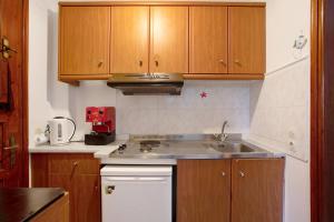 Areti Orfeas Apartment 3