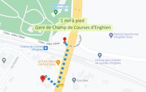 Appartements Tout equipe, 15mn Paris Gare du Nord, Train en Face, Parking Rue Gratuit, Station-Service, Borne Electrique, Stade de France, Casino d'Enghien, Hippodrome, CDFAS, Universite, 1er etage : photos des chambres