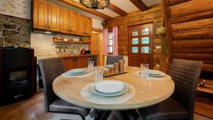 Forest Amerika - Ivcakova koliba