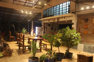 Forest Side Farm - Homestay at Kotabagh Near Nainital and Jim Corbett