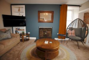 Auld Fishers Hoist- traditional home by the sea