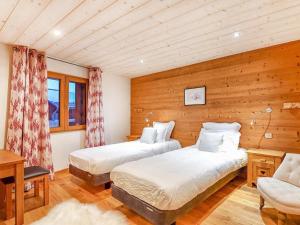 Chalets Comfortable and cosy chalet in Meribel, in the traditional village of Les Allues : photos des chambres