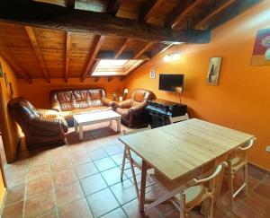 Apartamentos la buganvilla Novales
