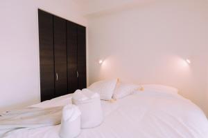 moof Osaka trendy spot Spacious Apt