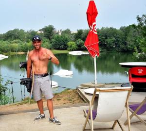 F3,la TERRASSE,1er étage,Le Rabinon,lac,riviereVAR