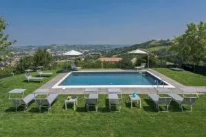 Villa Zeta / Design Villa with Private Pool - Bubbio